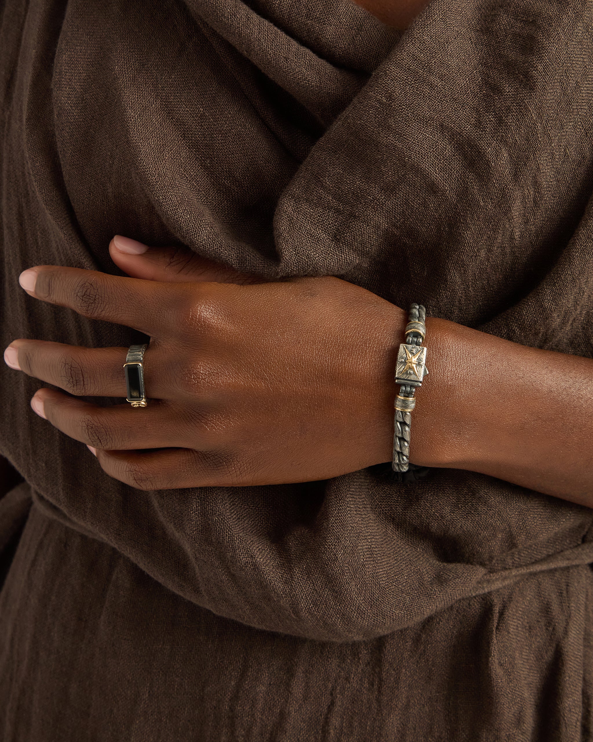 Marine Texture Link Bracelet with Compass