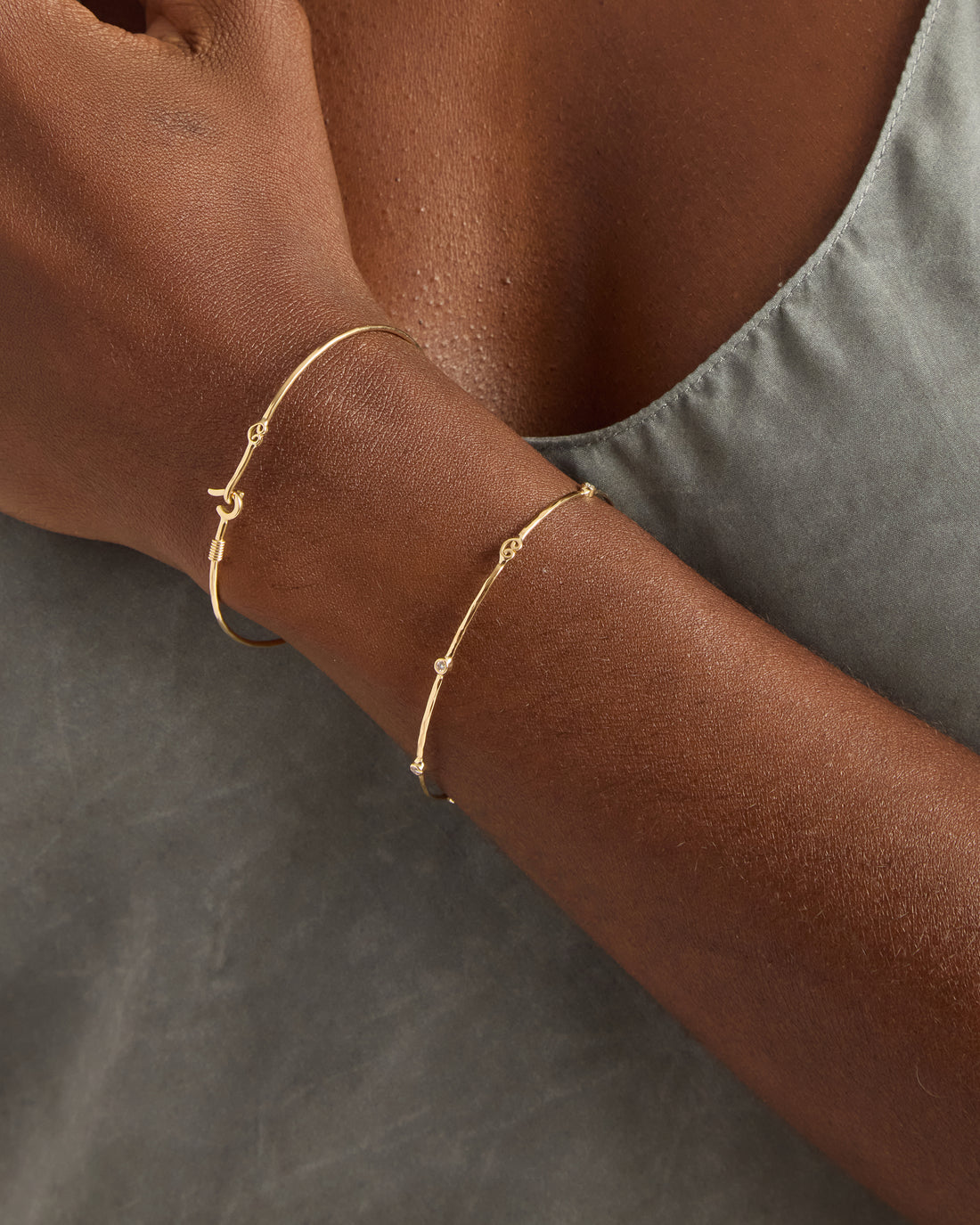 Dainty Diamond & Petroglyph Hook Bracelet