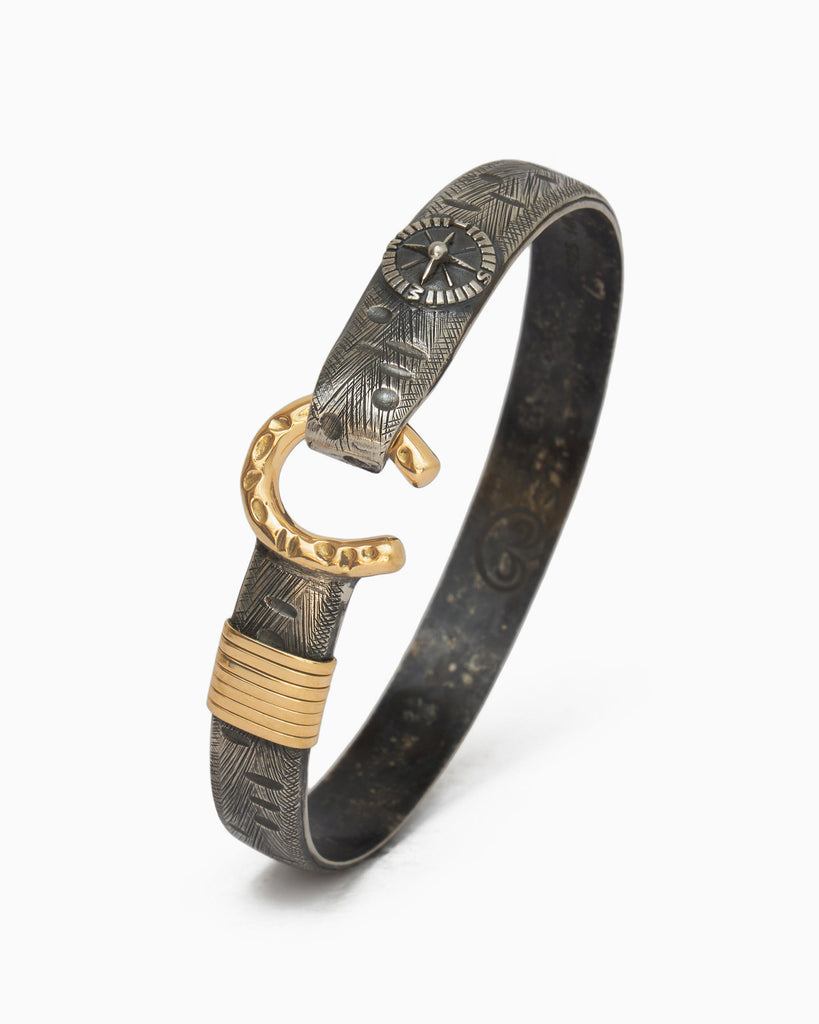 Marine Texture Hook Bracelet with Compass, 10mm