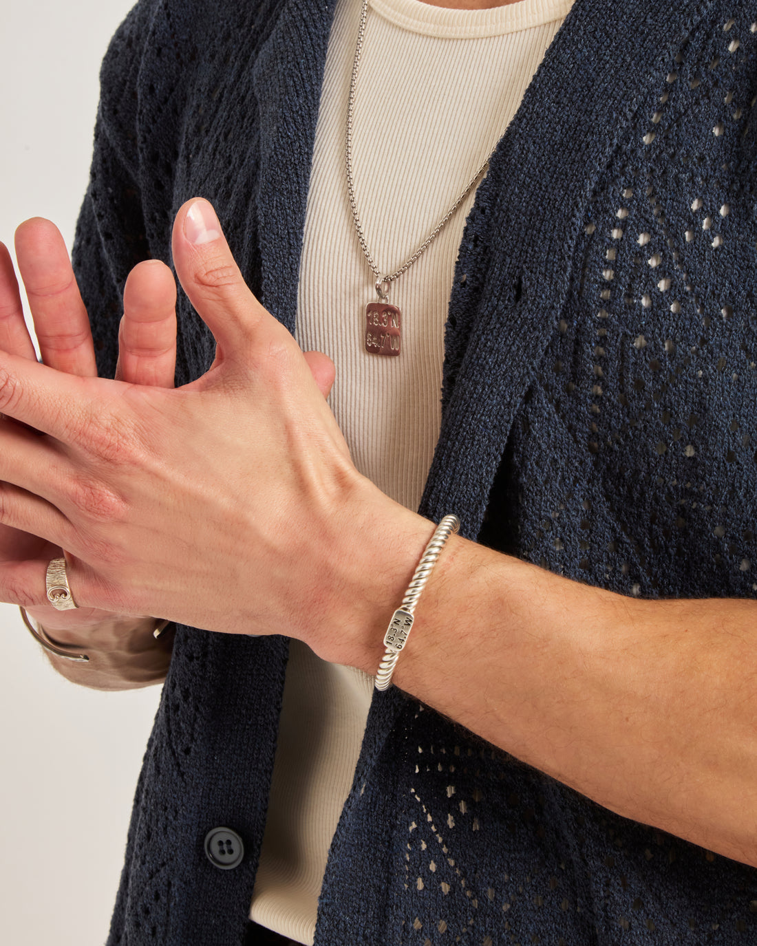 Twisted Big Hook with Coordinates