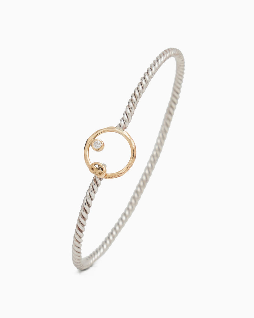 One Love Twisted Hook Bracelet with Diamond