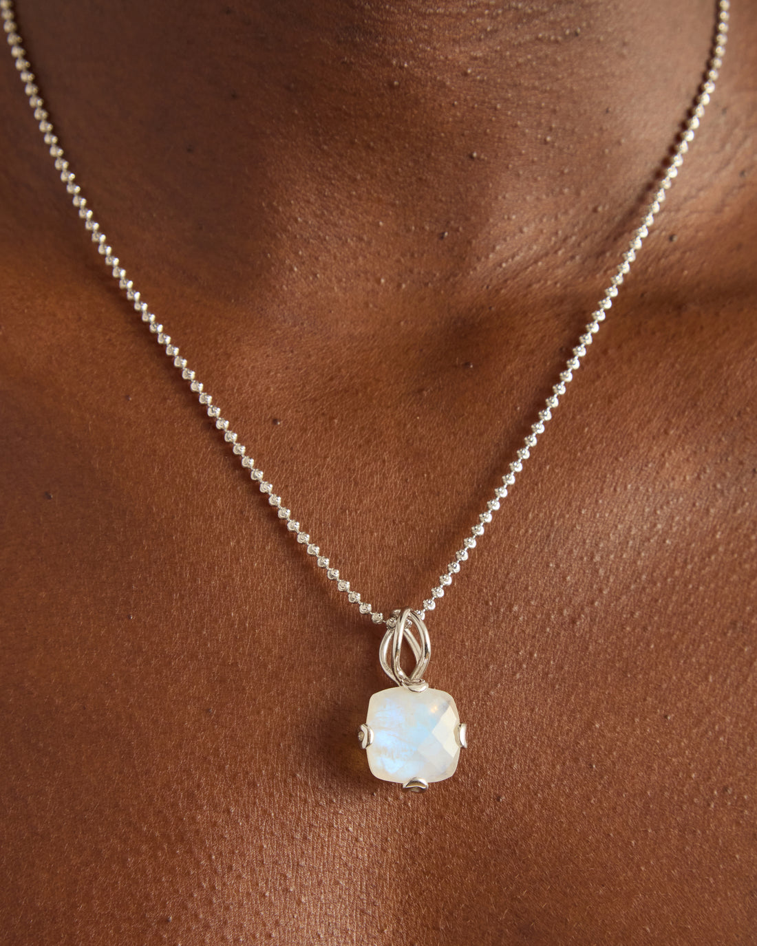 Intertwined Pendant with Stone - Moonstone
