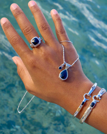 Black Onyx Styles